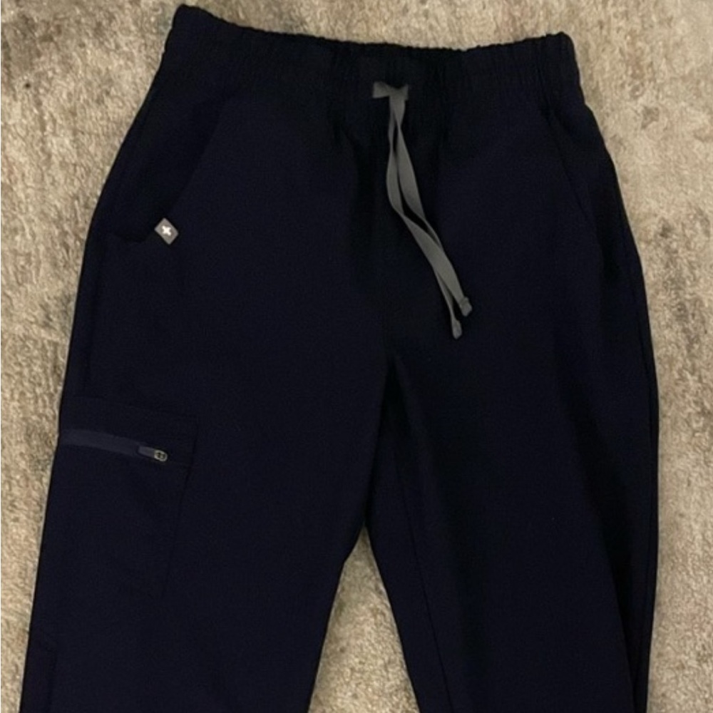 Women’s figs jogger scrub bottoms